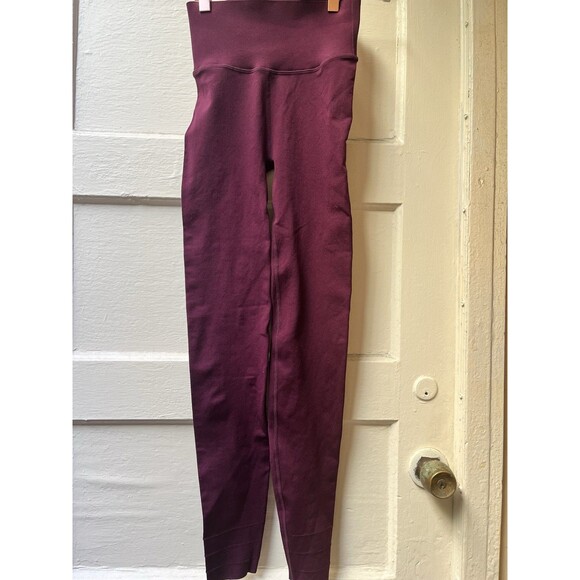 NEW SculptKnit By Fabletics High Rise Leggings High Waisted Maroon Wine Size S - Picture 1 of 9